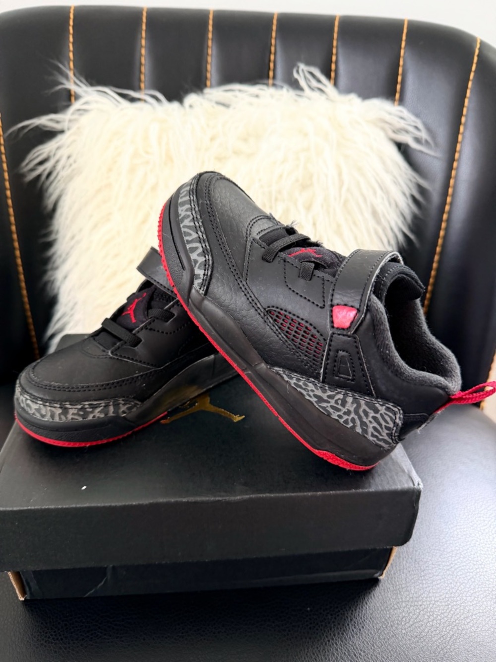Jordan Spizike Low Kids Black and Red Basketball Sneakers Hook-and-Loop Strap